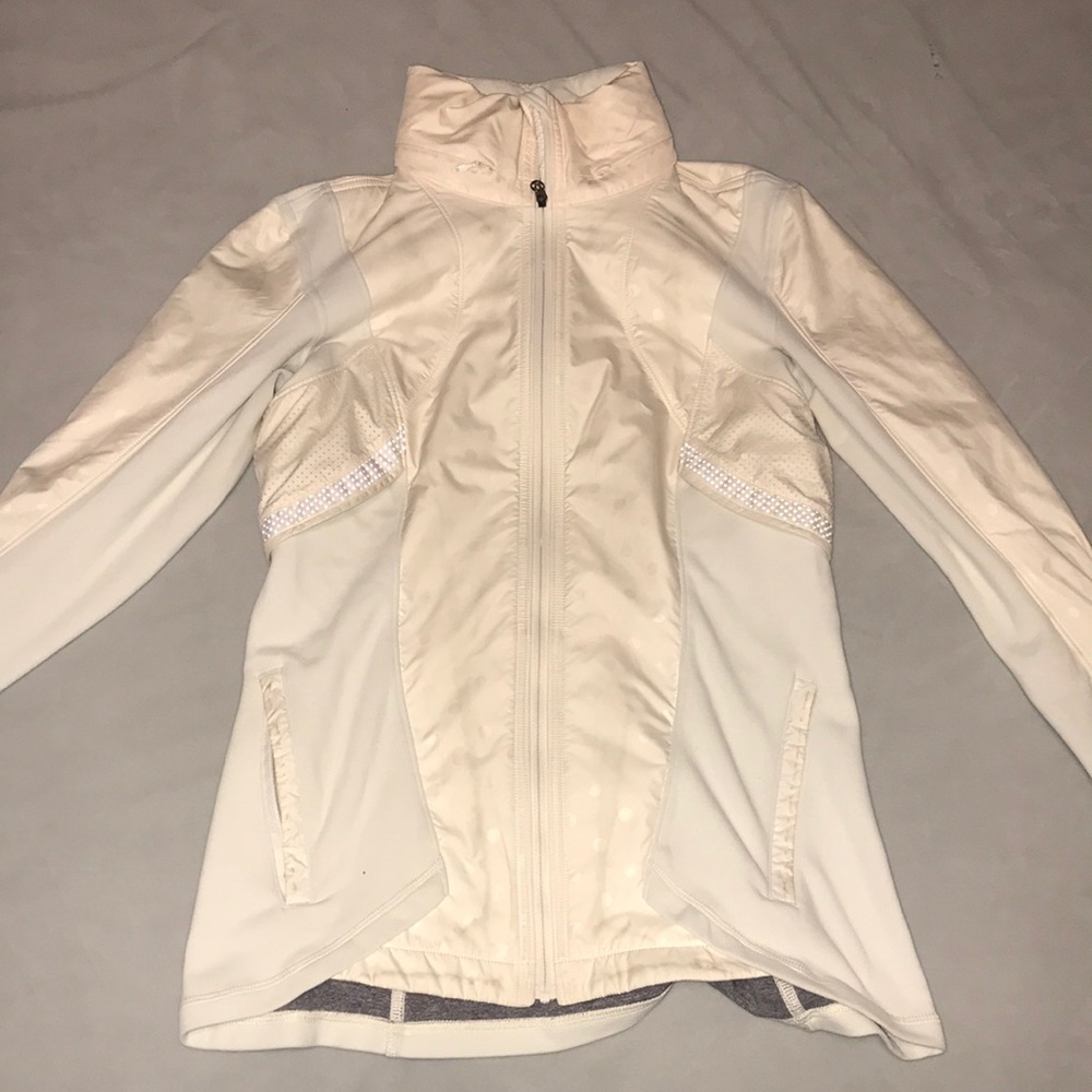 Lululemon White Form Jacket